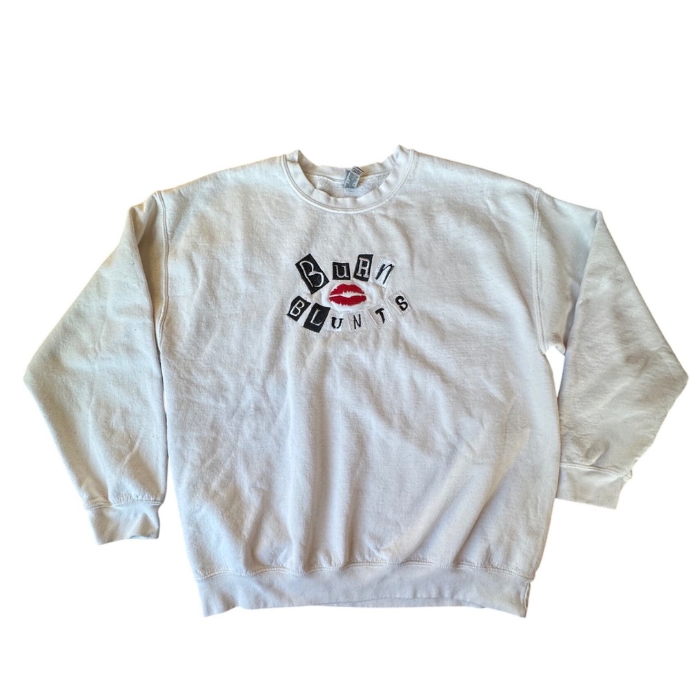 Gildan‎ Heavy Blend Crewneck Sweatshirt Graphic Lips Burn Blunts XL